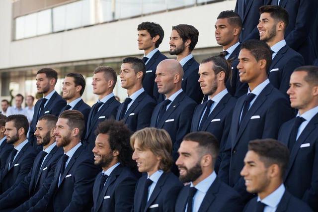 国安官方：李磊右大腿股二头肌拉伤，预计伤缺4周