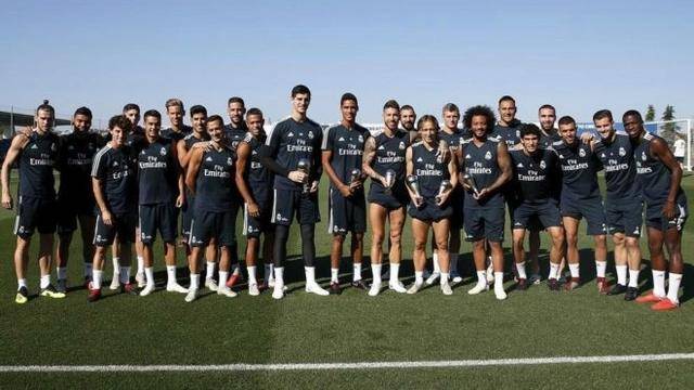 刘越：申花进攻变化少，斯卢茨基用人容易陷入“恶性循环”