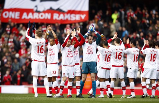 足球国足后防稳固，连续三场零封对手